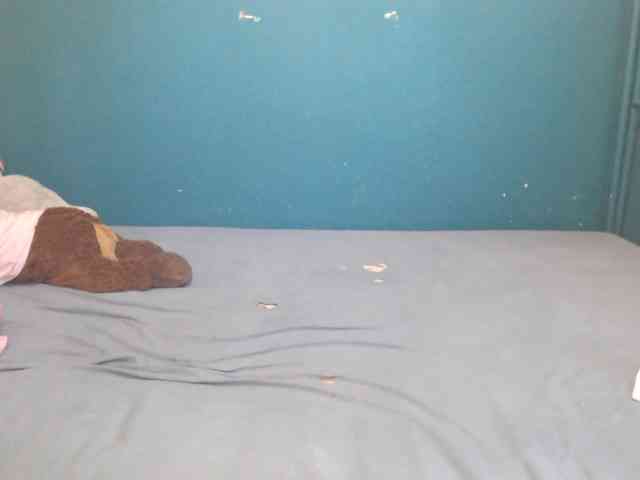 NADINNNE webcam