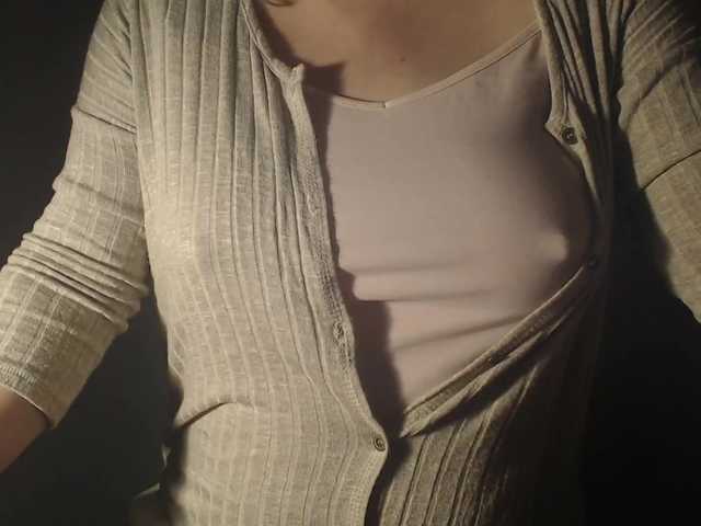 vesna2020's BongaCams show and profile