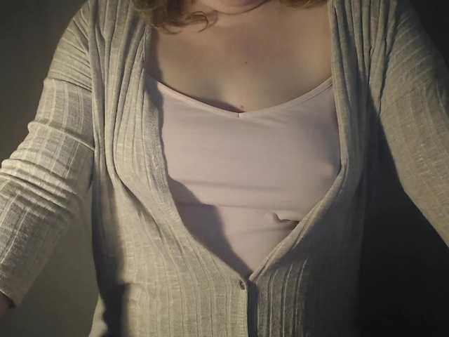 vesna2020's BongaCams show and profile