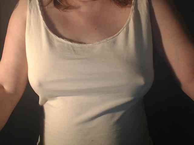 1hardnipples1 webcam