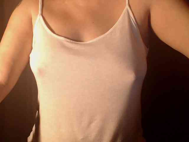 1hardnipples1 webcam