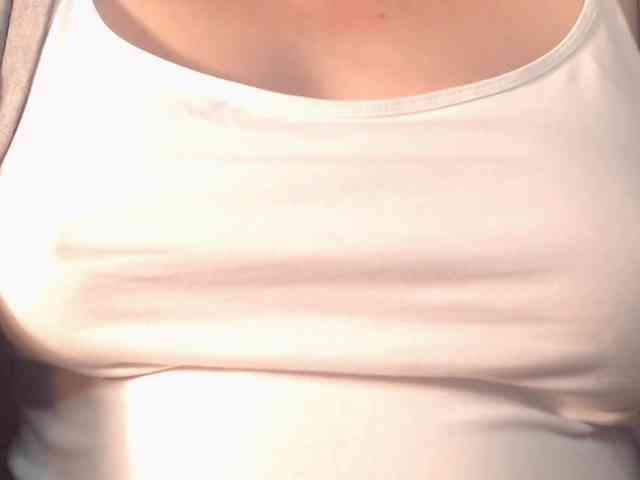 1hardnipples1 webcam
