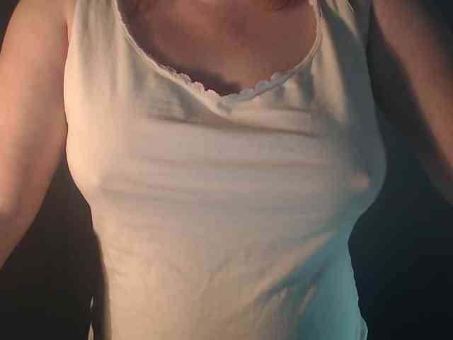 1hardnipples1 webcam