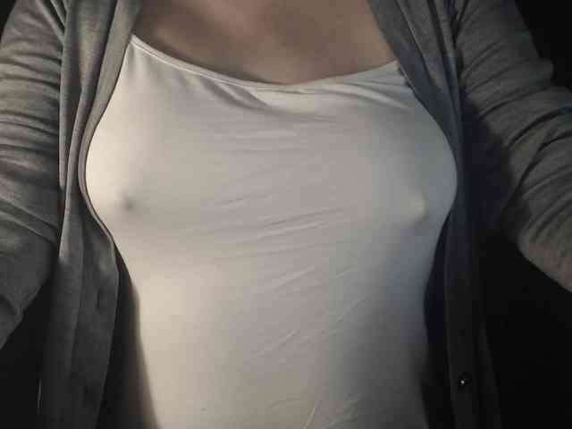 1hardnipples1 webcam