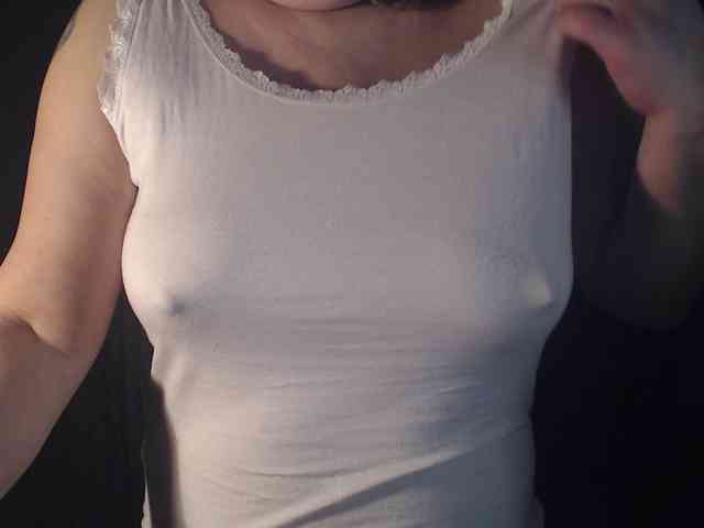 1hardnipples1 webcam