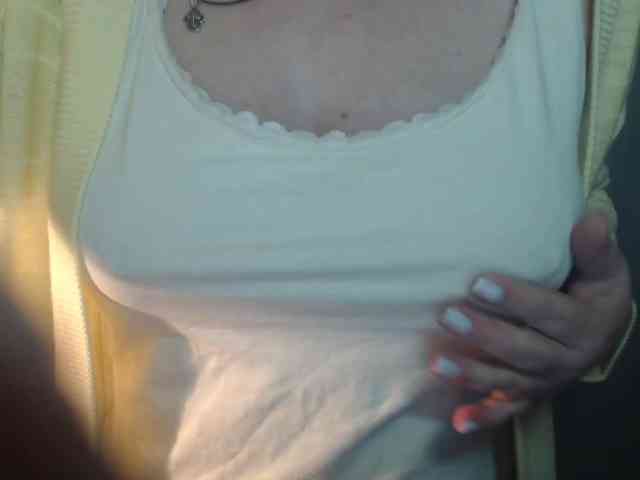 1hardnipples1 webcam