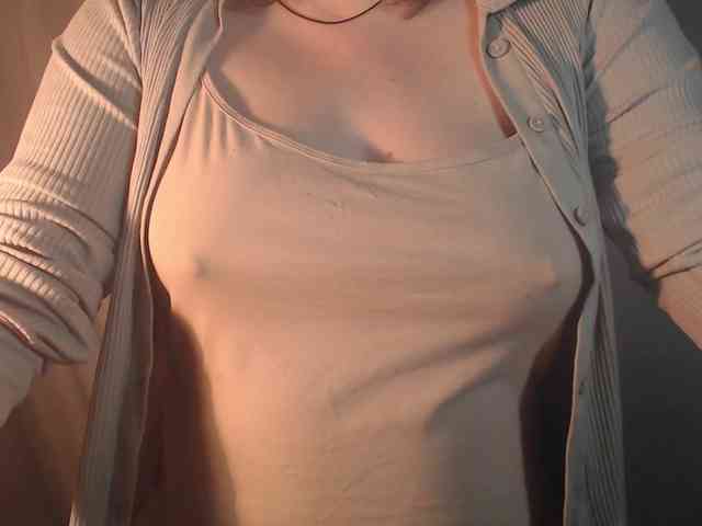 1hardnipples1 webcam