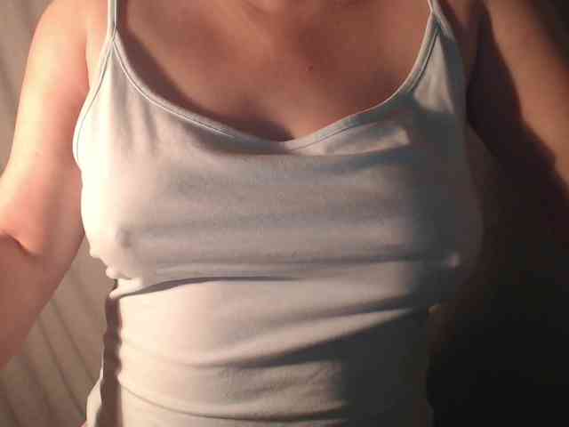 1hardnipples1 webcam