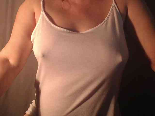 1hardnipples1 webcam