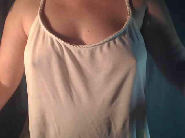 1hardnipples1 webcam