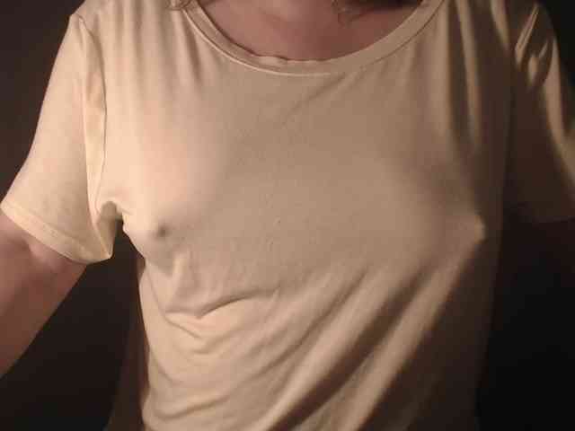 1hardnipples1 webcam