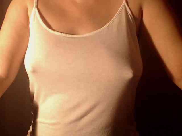 1hardnipples1 webcam