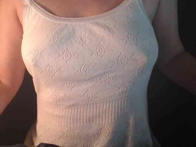 1hardnipples1 webcam