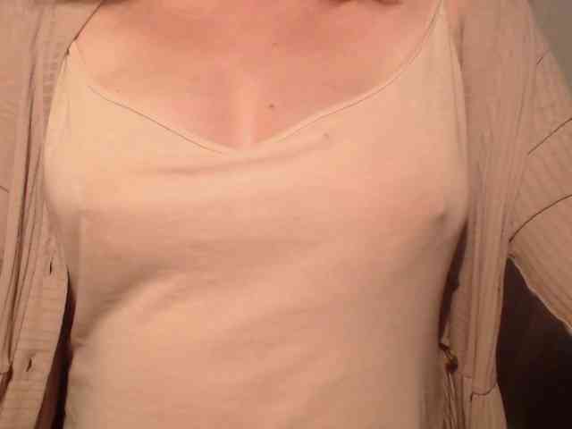 1hardnipples1 webcam