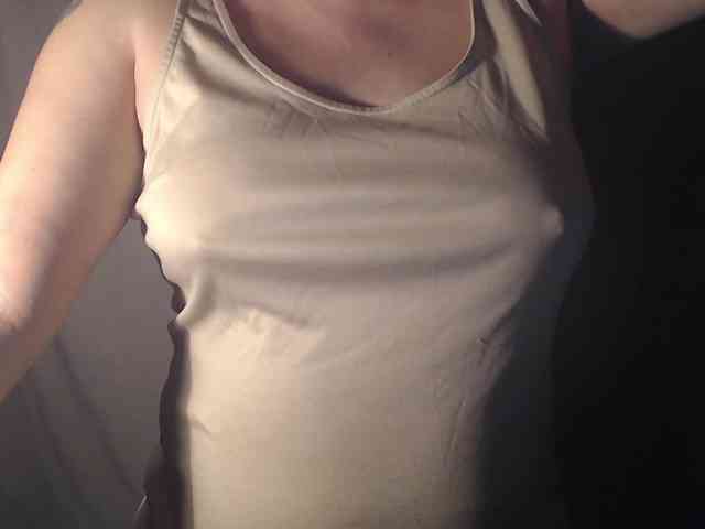 1hardnipples1 webcam