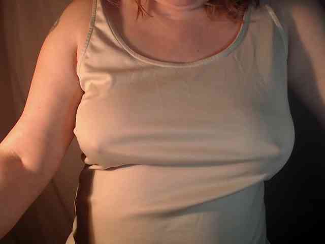 1hardnipples1 webcam