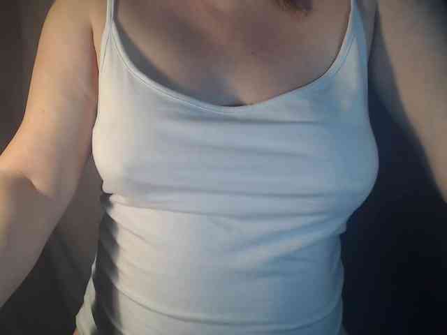 1hardnipples1 webcam