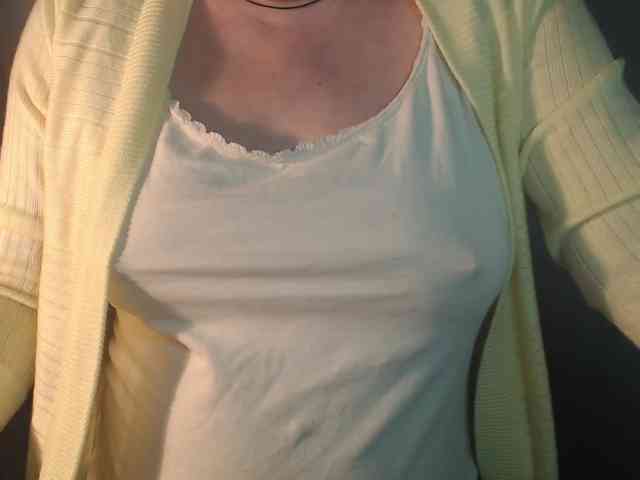 1hardnipples1 webcam