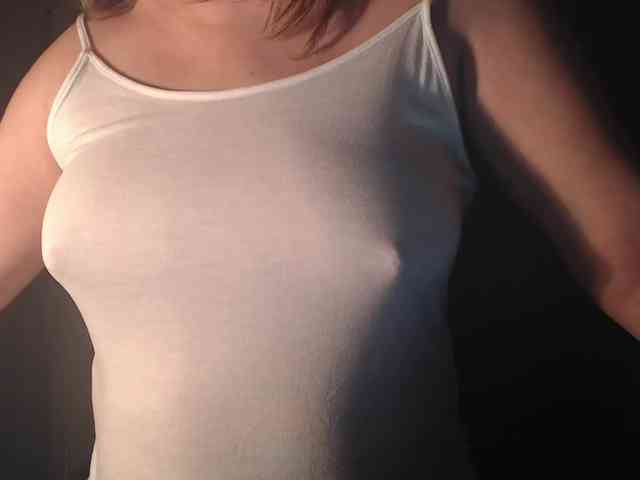 1hardnipples1 webcam