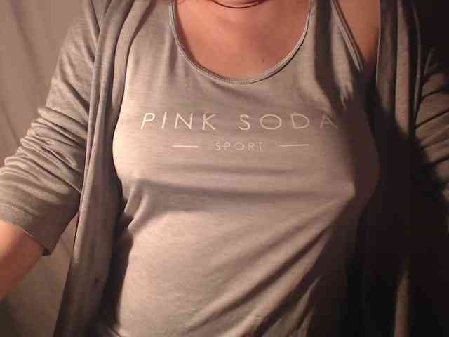 1hardnipples1 webcam