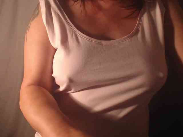 1hardnipples1 webcam