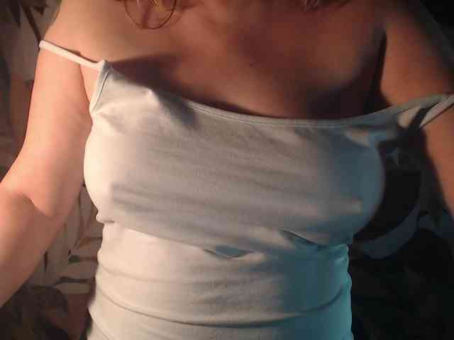 1hardnipples1 webcam