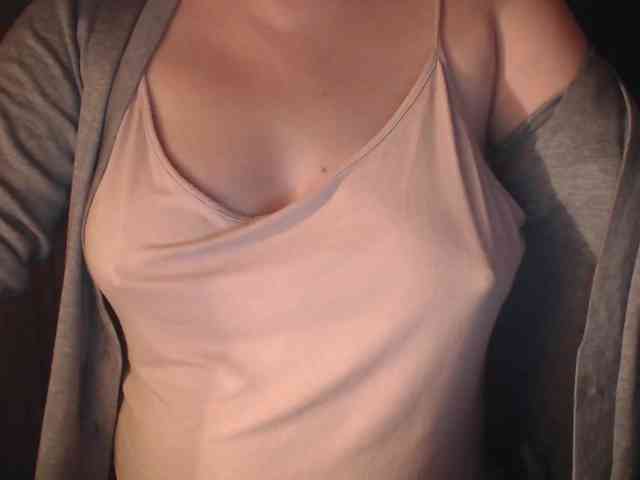 1hardnipples1 webcam