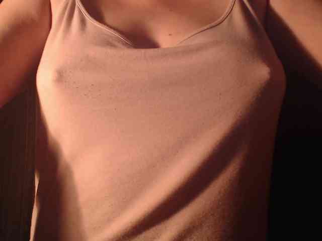 1hardnipples1 webcam