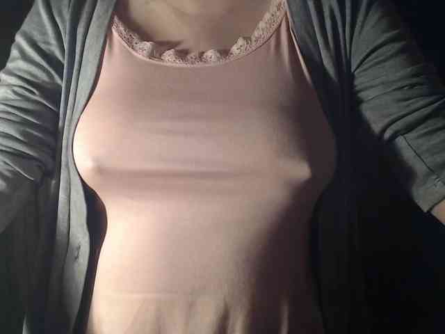 1hardnipples1 webcam