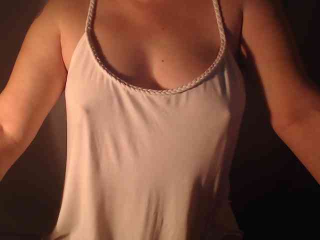 1hardnipples1 webcam