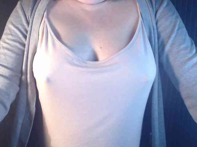 1hardnipples1 webcam