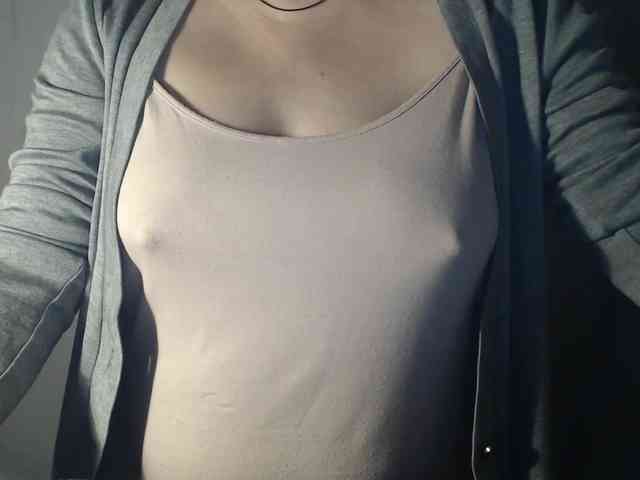 1hardnipples1 webcam