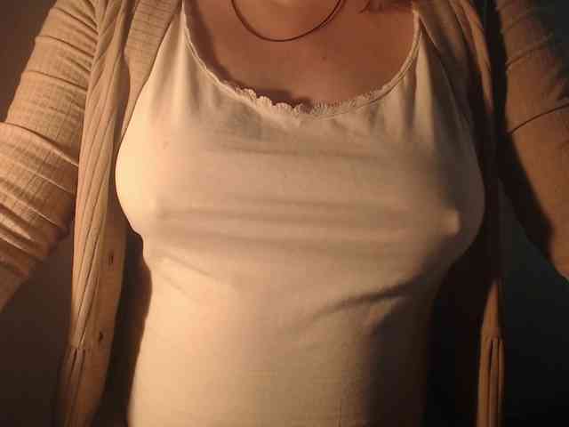 1hardnipples1 webcam