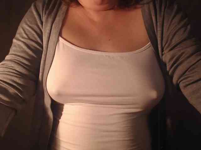 1hardnipples1 webcam