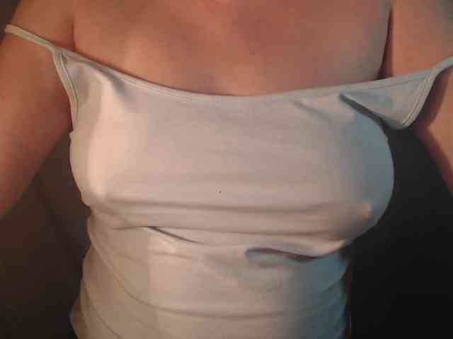 1hardnipples1 webcam