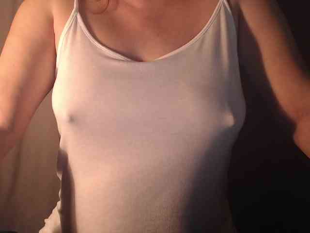 1hardnipples1 webcam