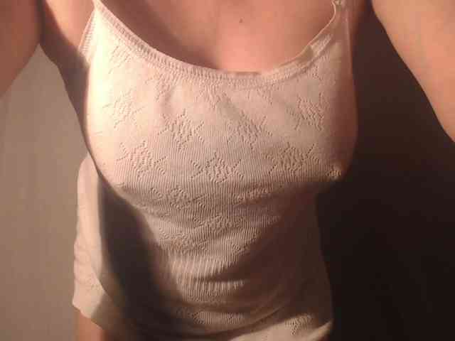 1hardnipples1 webcam