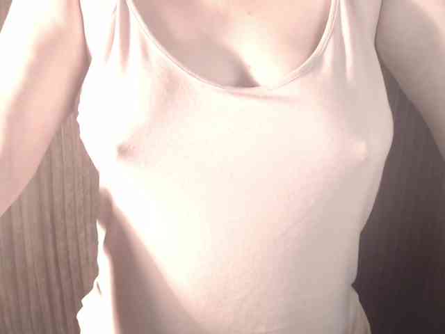 1hardnipples1 webcam