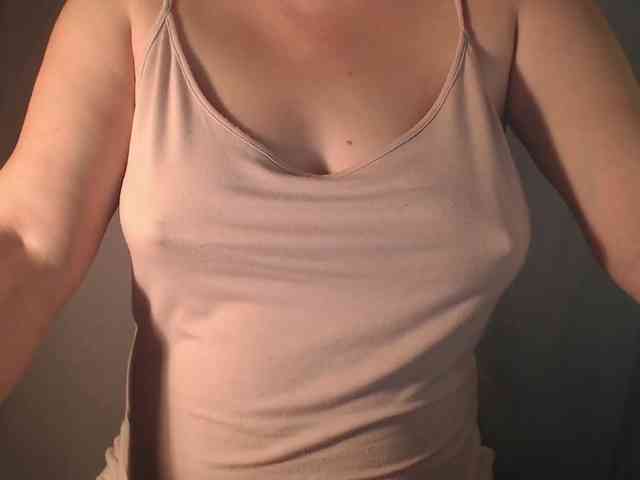 1hardnipples1 webcam