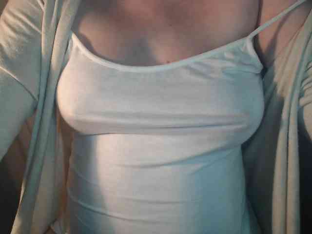 1hardnipples1 webcam