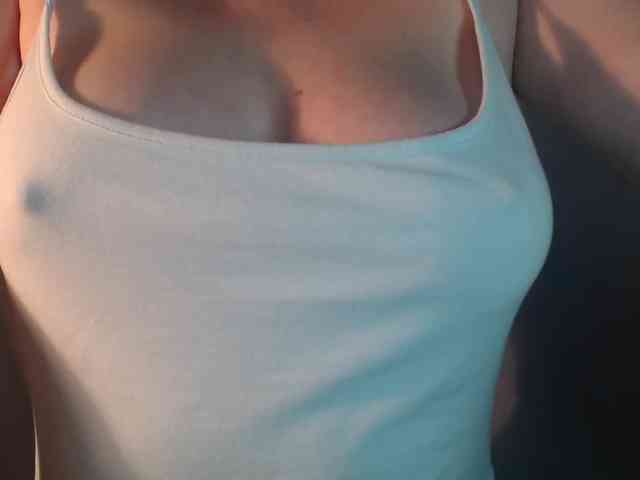 1hardnipples1 webcam