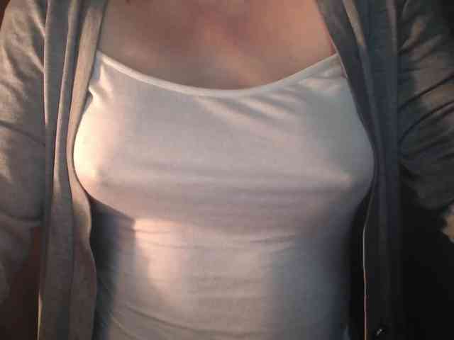 1hardnipples1 webcam