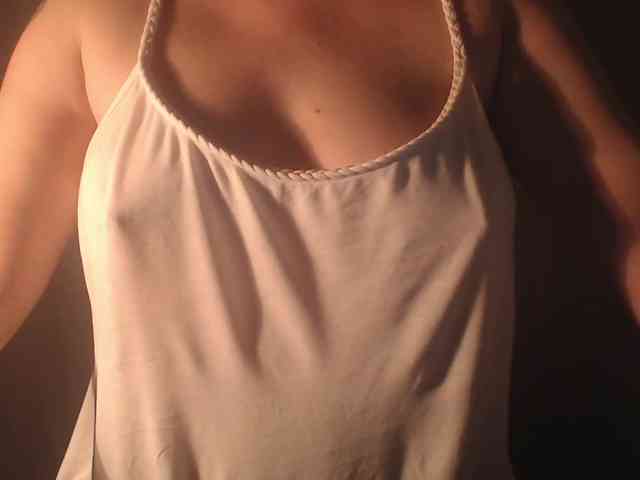 1hardnipples1 webcam