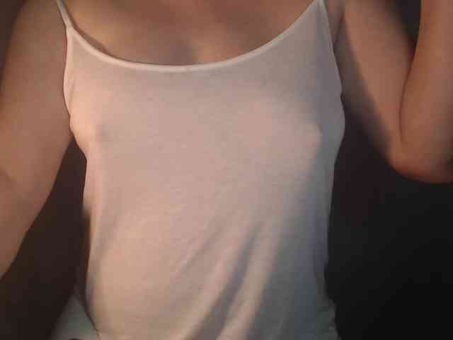 1hardnipples1 webcam