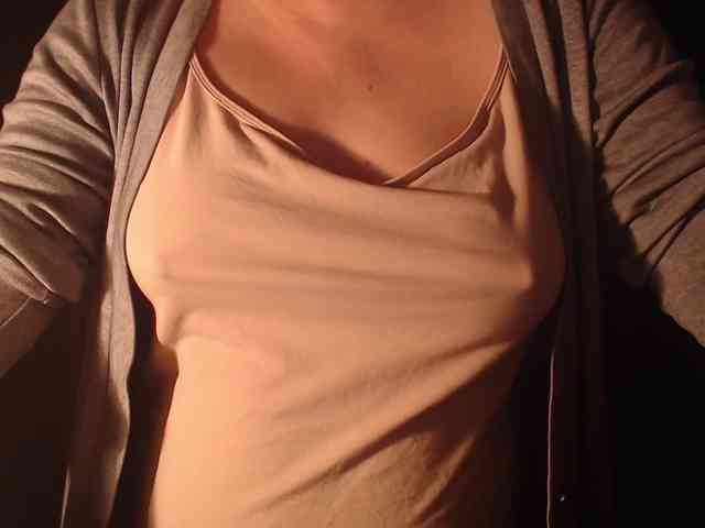 1hardnipples1 webcam