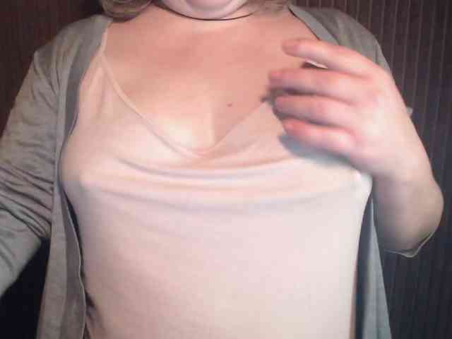 1hardnipples1 webcam