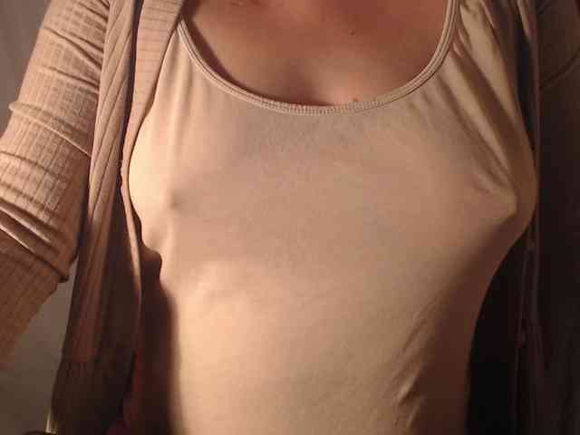 1hardnipples1 webcam