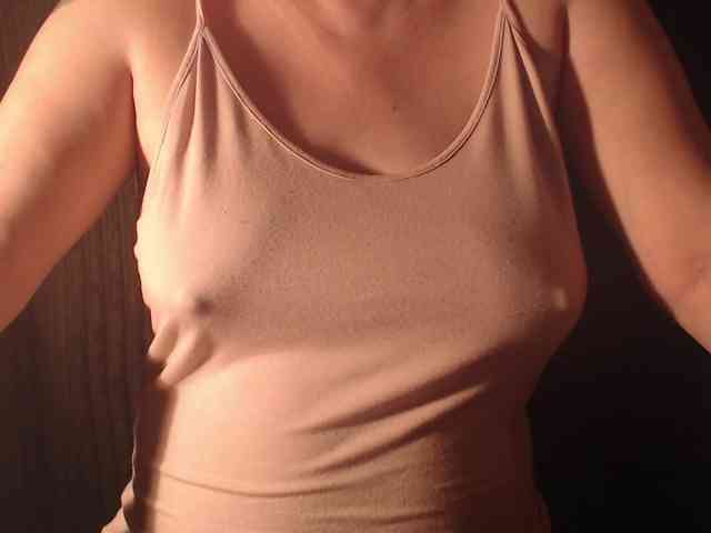 1hardnipples1 webcam