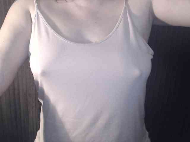 1hardnipples1 webcam