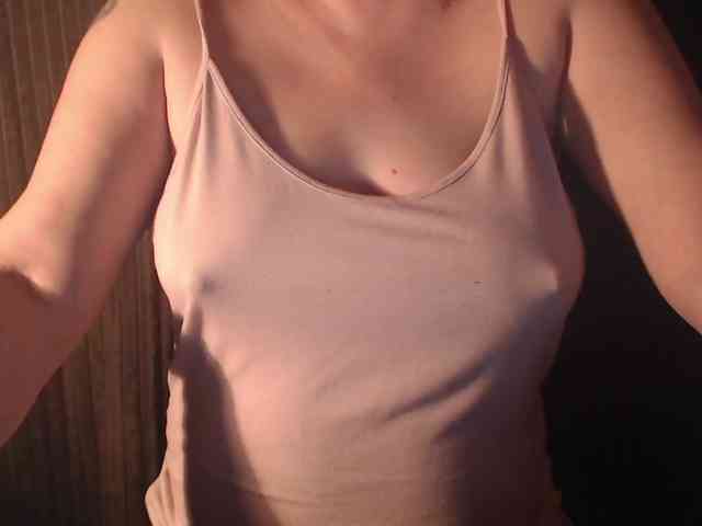 1hardnipples1 webcam